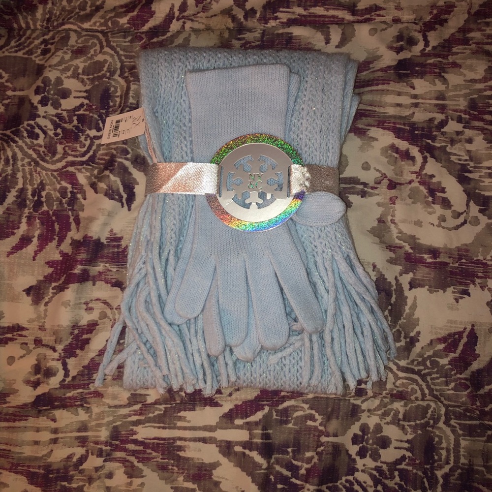 Scarf and Gloves set